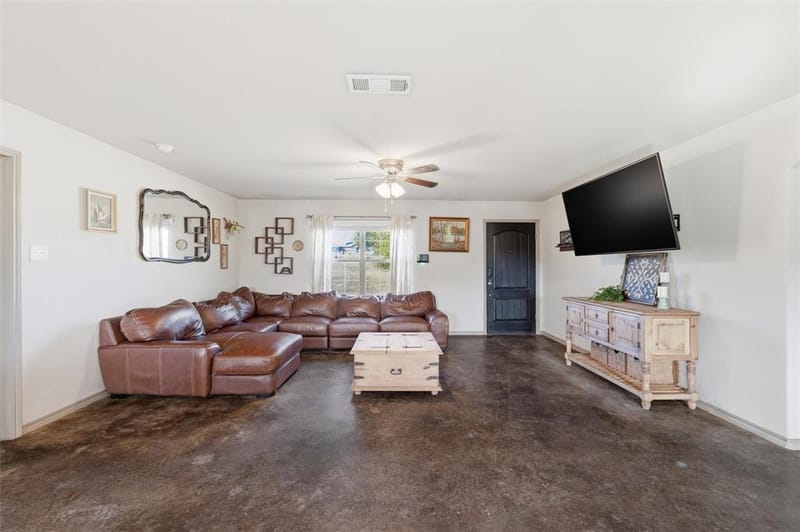 144 Emerald Drive, Weatherford TX 76087 - Photo 7
