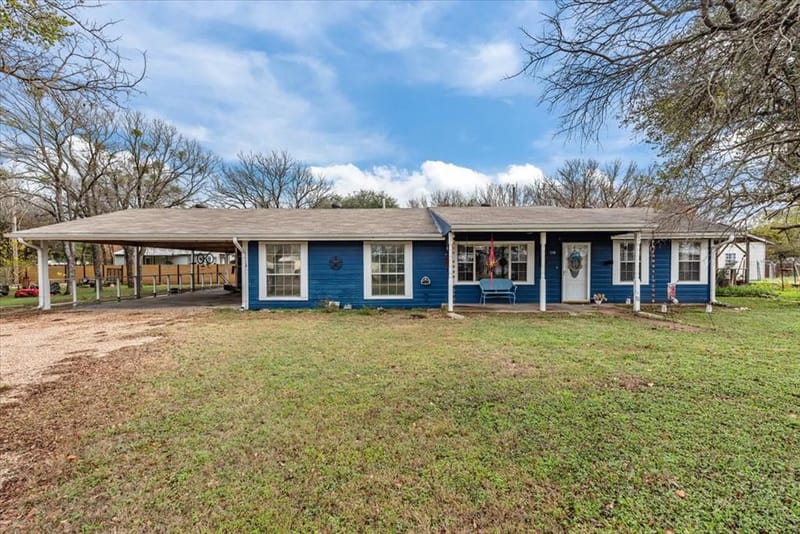 158 County Road 1733, Clifton TX 76634
