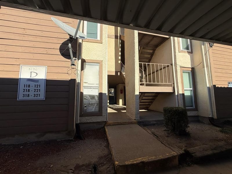 6050 Melody Lane # 318, Dallas TX 75231 - Photo 2
