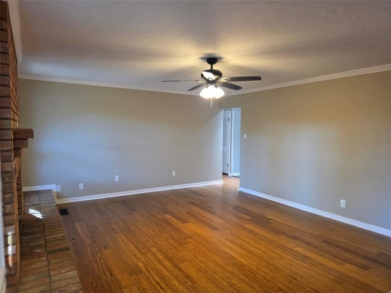 5800 Mount Rockwood Circle, Waco TX 76710 - Photo 10