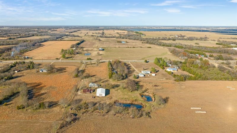 109 PRIVATE RD 24980, Brookston TX 75421 - Photo 10