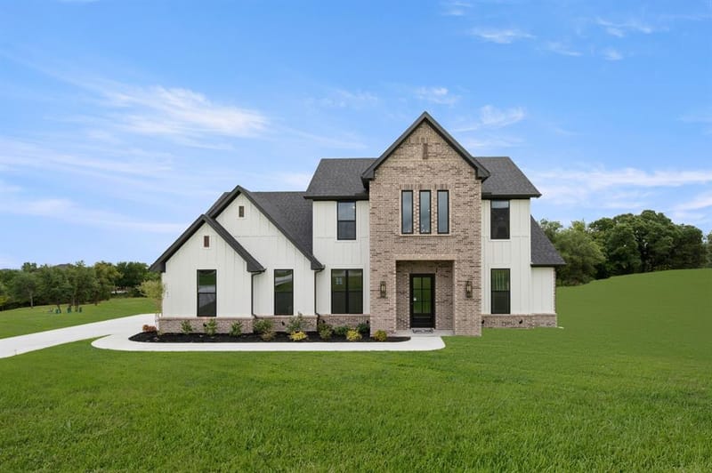 127 Oak Meadow Lane, Weatherford TX 76085
