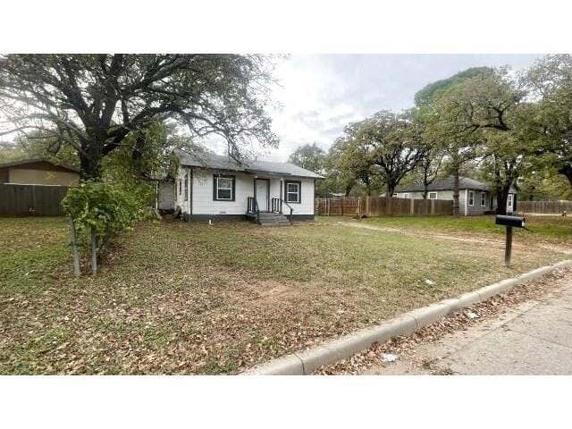 4518 Erath Street, Fort Worth TX 76119 - Photo 2