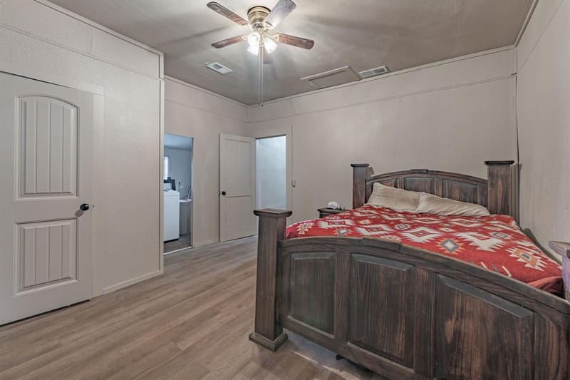 1000 N Clinton Street N, Stephenville TX 76401 - Photo 12