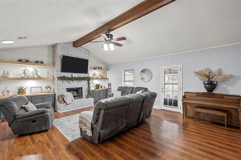 107 Woody Ray Drive, Elm Mott TX 76640 - Photo 5