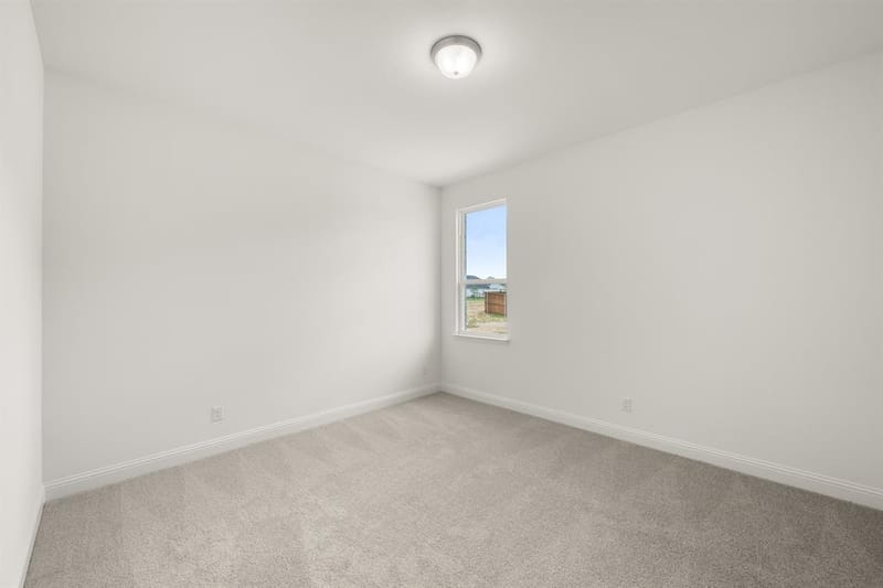4718 Hawthorn Hills Lane, Arlington TX 76005 - Photo 16
