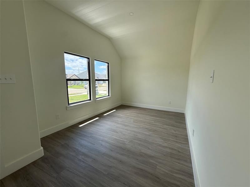 209 Comfort Drive, Godley TX 76044 - Photo 3
