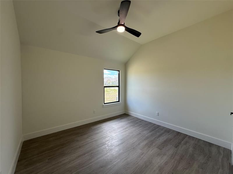 209 Comfort Drive, Godley TX 76044 - Photo 8