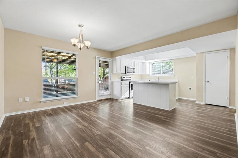 4907 Sagebrush Court, Arlington TX 76017 - Photo 7