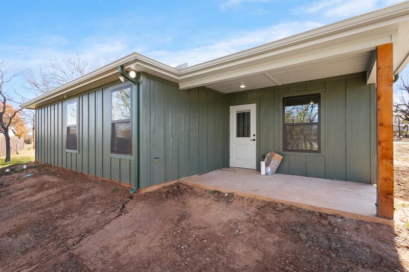 303 E Bois D Arc, Nocona TX 76255 - Photo 33