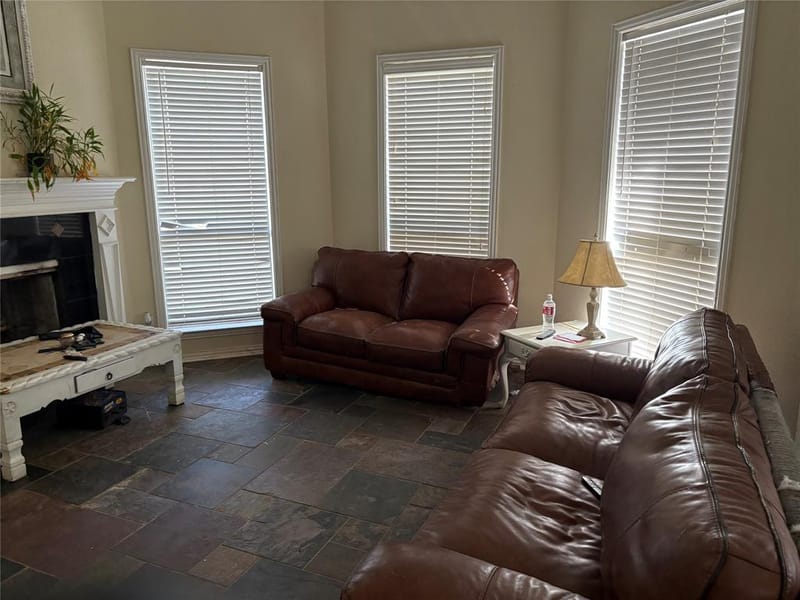 709 Timberview Court N, Fort Worth TX 76112 - Photo 11