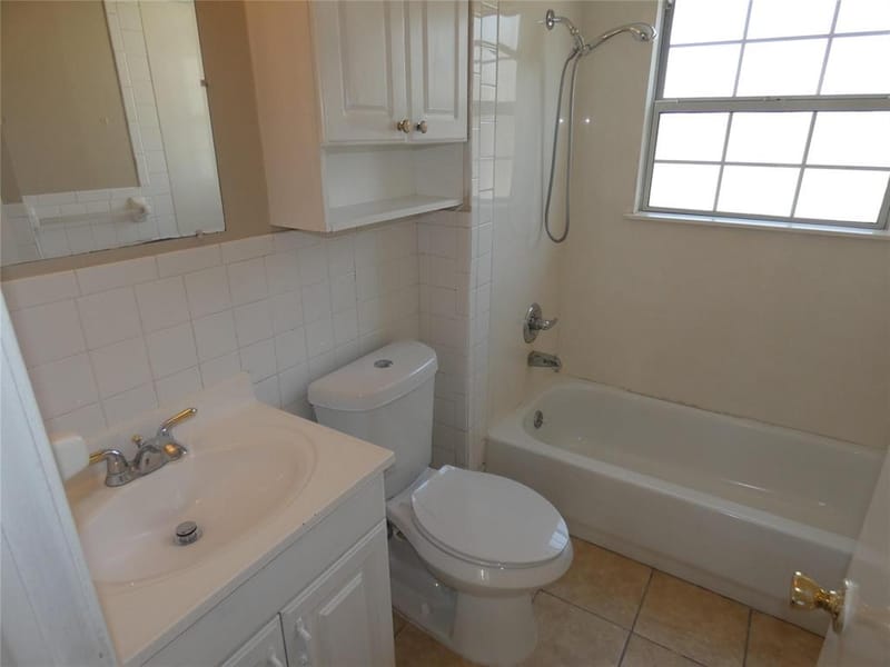 11819 Broadmoor Drive, Dallas TX 75218 - Photo 12