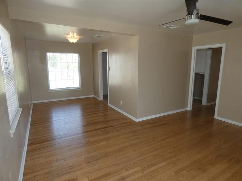 11819 Broadmoor Drive, Dallas TX 75218 - Photo 4