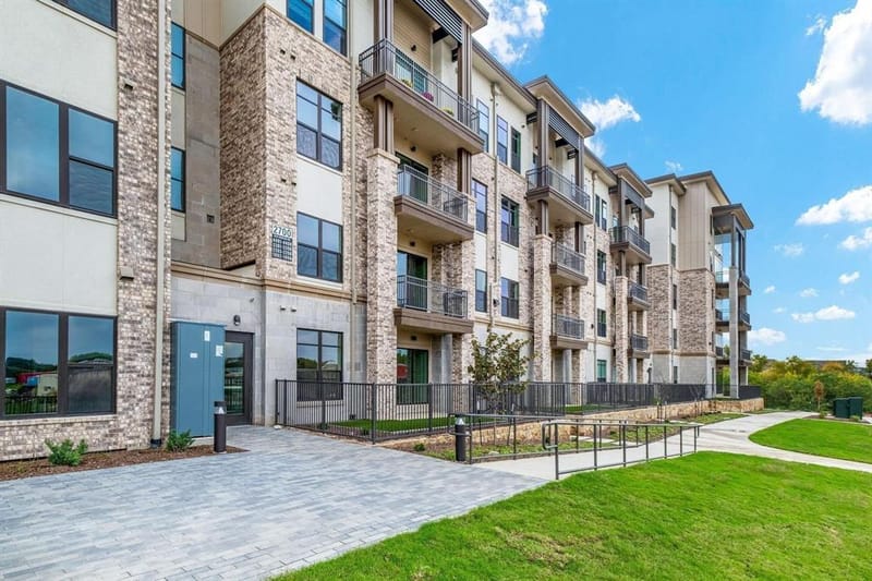 2700 Old Denton Road # 3370, Carrollton TX 75007 - Photo 34