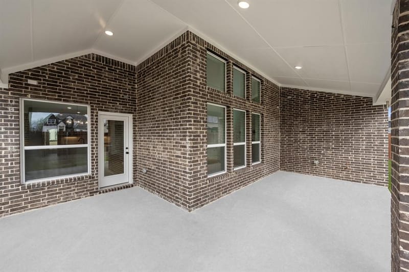 341 Loretta Lane, Burleson TX 76028 - Photo 32