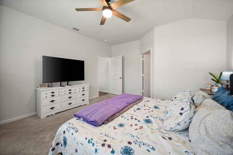 909 Avagail Avenue, Springtown TX 76082 - Photo 18