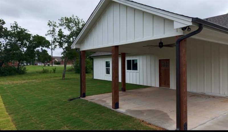 518 Strong Street, Bowie TX 76230 - Photo 3