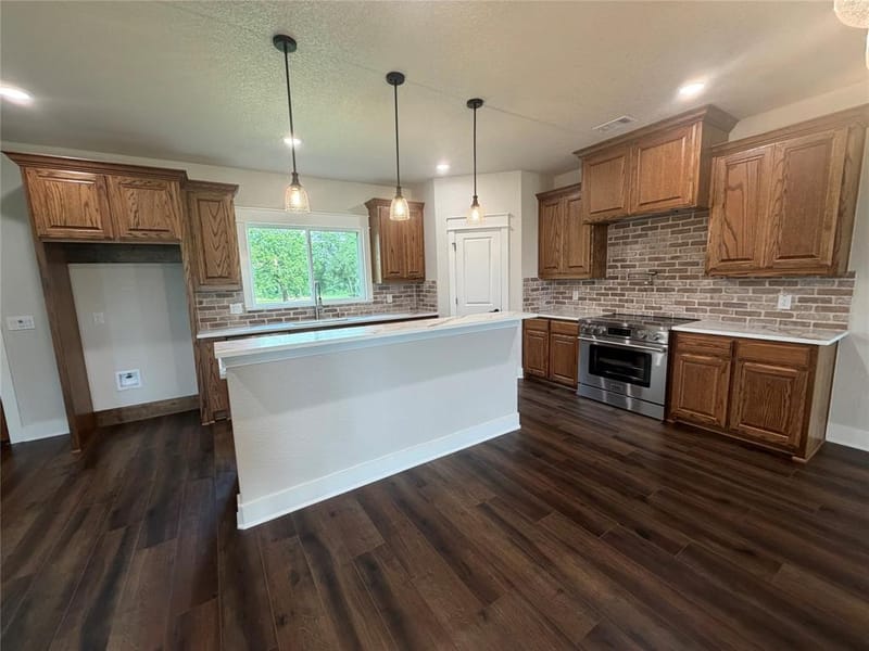 518 Strong Street, Bowie TX 76230 - Photo 20