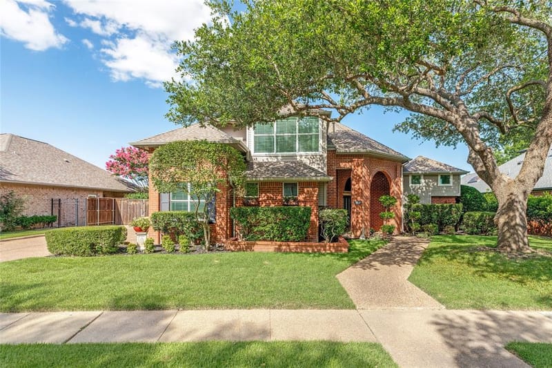 1410 Lakewood Drive, McKinney TX 75072 - Photo 4