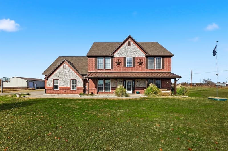 102 Van Meter Drive, Aurora TX 76078 - Photo 3