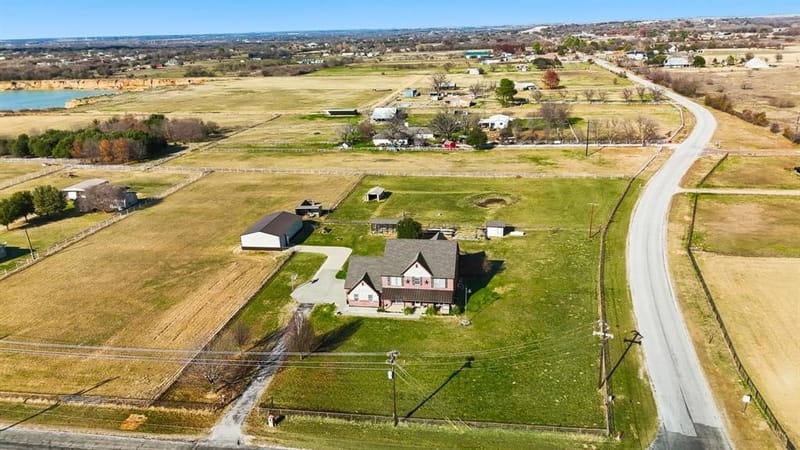 102 Van Meter Drive, Aurora TX 76078 - Photo 38