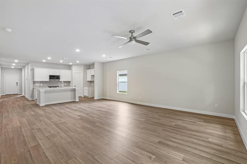 369 Declan Street, Springtown TX 76082 - Photo 10