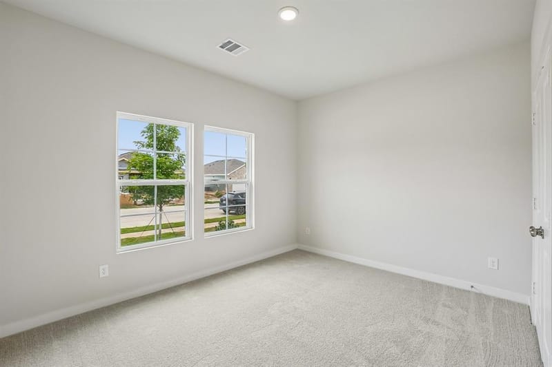 369 Declan Street, Springtown TX 76082 - Photo 18