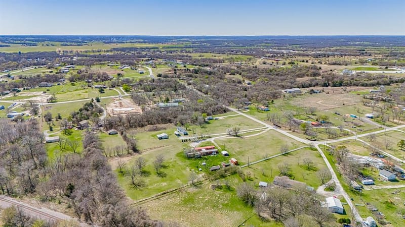 528 Stonegate Drive, Paradise TX 76073 - Photo 20
