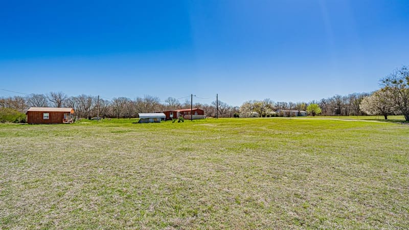 528 Stonegate Drive, Paradise TX 76073 - Photo 24