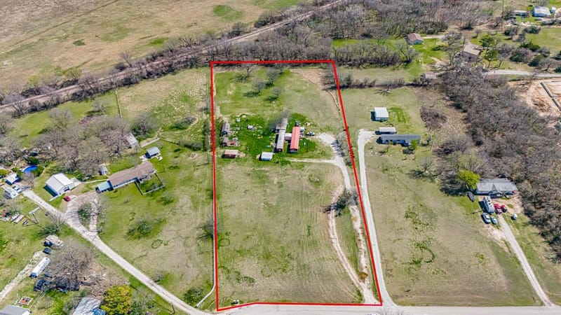 528 Stonegate Drive, Paradise TX 76073 - Photo 19