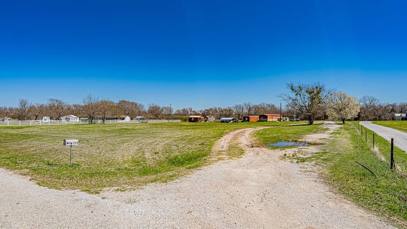 528 Stonegate Drive, Paradise TX 76073 - Photo 29
