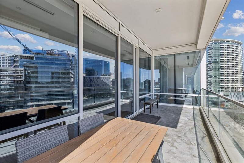 2408 Victory Park Lane # 838, Dallas TX 75219 - Photo 27