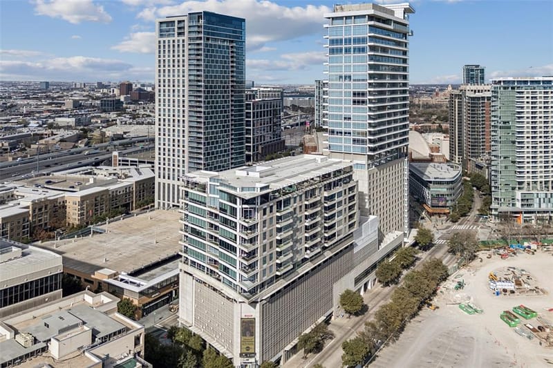 2408 Victory Park Lane # 838, Dallas TX 75219 - Photo 2