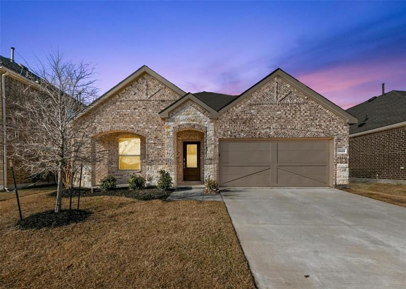 5029 Salinger Drive, Celina TX 76227 - Photo 2