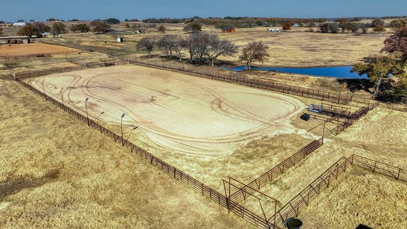 7690 County Road 417, Stephenville TX 76401 - Photo 23