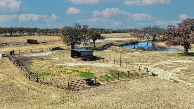7690 County Road 417, Stephenville TX 76401 - Photo 27