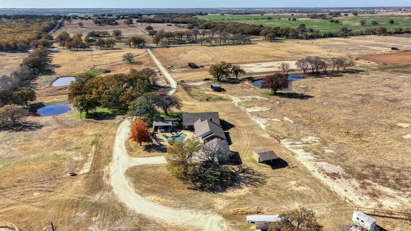 7690 County Road 417, Stephenville TX 76401 - Photo 17