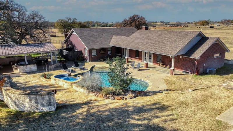 7690 County Road 417, Stephenville TX 76401