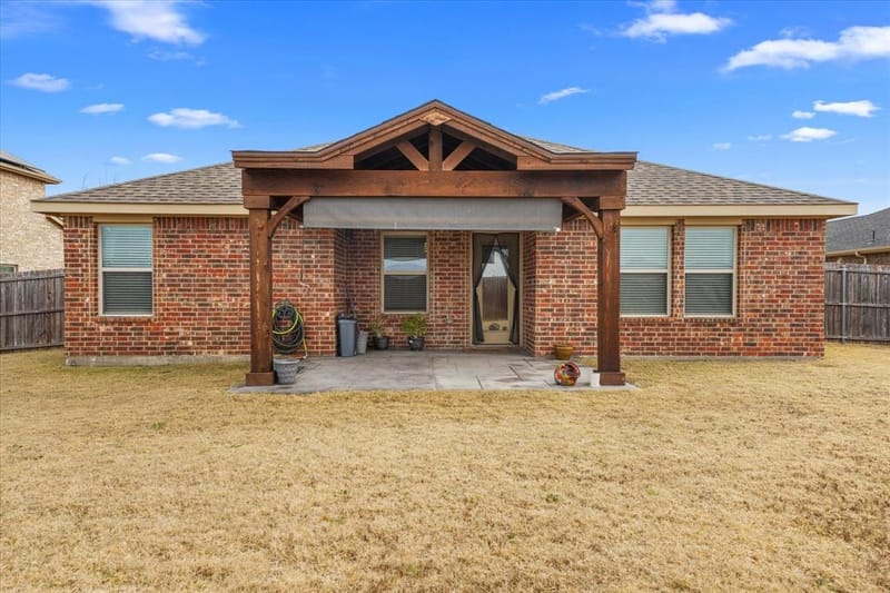 1401 N Houston Street, Royse City TX 75189 - Photo 7