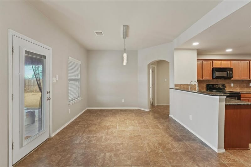 1401 N Houston Street, Royse City TX 75189 - Photo 18
