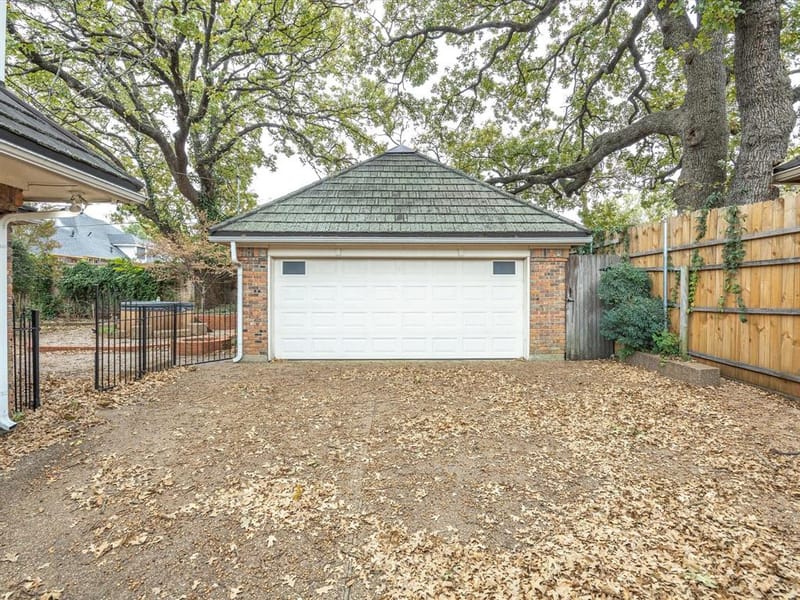 2004 Misty Creek Drive, Arlington TX 76017 - Photo 35
