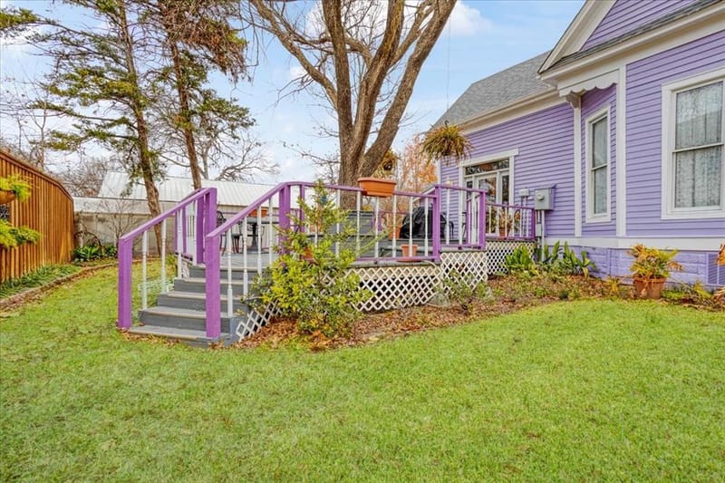 300 W 6th Street, Bonham TX 75418 - Photo 28