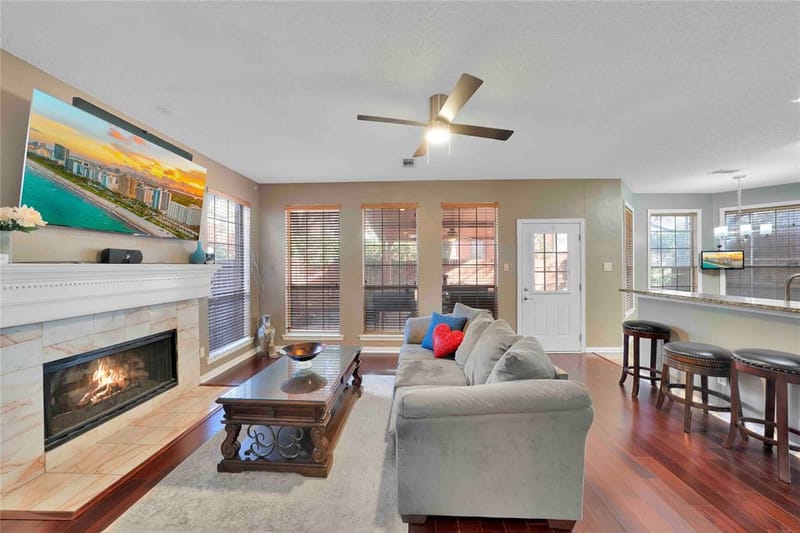 9352 Riverwalk Lane, Irving TX 75063 - Photo 7