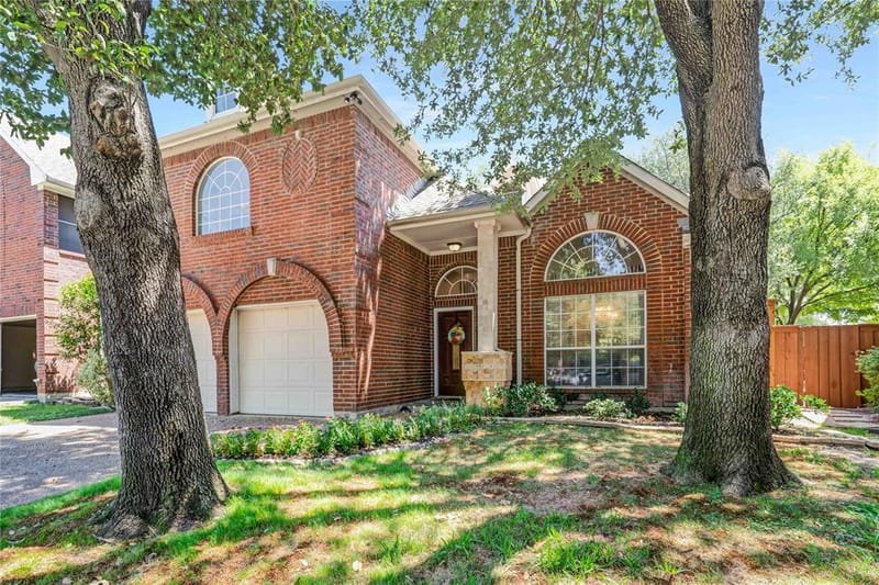 9352 Riverwalk Lane, Irving TX 75063