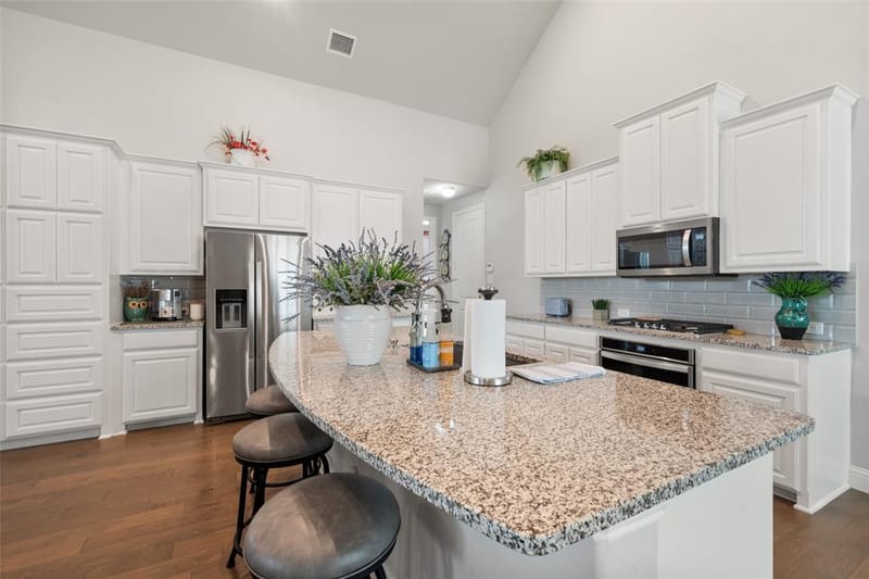 1921 Middleton Drive, Mansfield TX 76063 - Photo 11