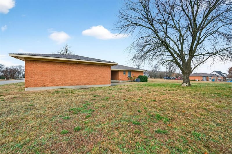 3928 W Houston Street, Sherman TX 75092 - Photo 33