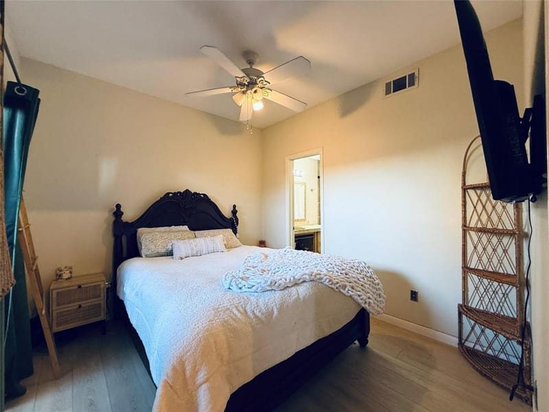 5757 E University Boulevard # 22R, Dallas TX 75206 - Photo 4