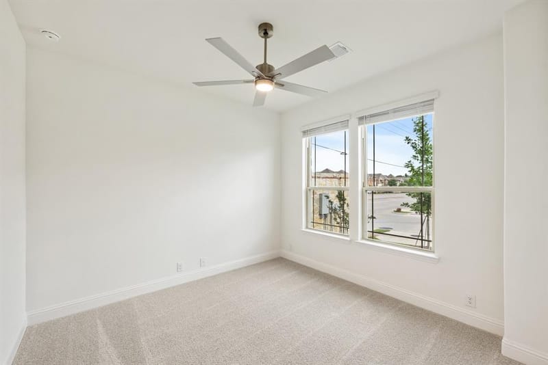 2300 Legacy Oaks Lane, Bedford TX 76021 - Photo 6
