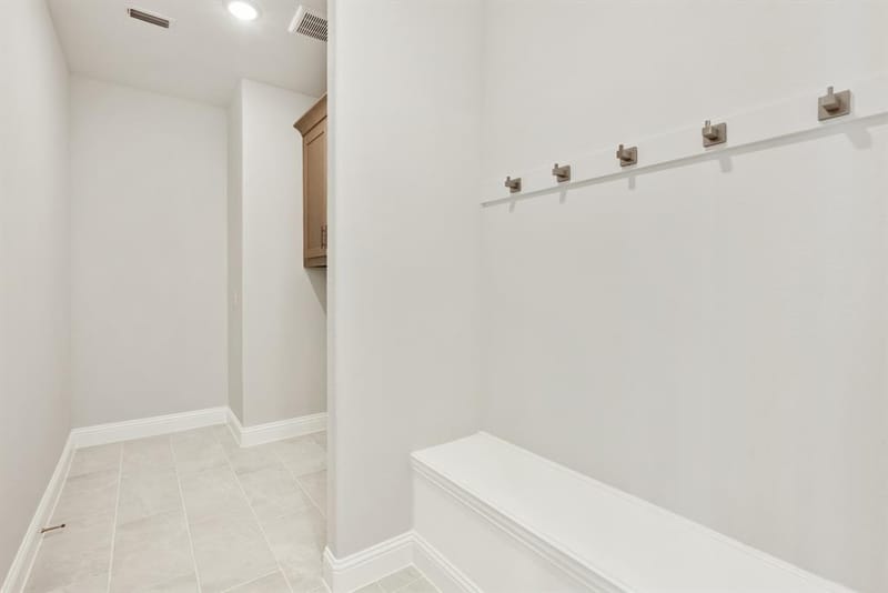 2300 Legacy Oaks Lane, Bedford TX 76021 - Photo 9