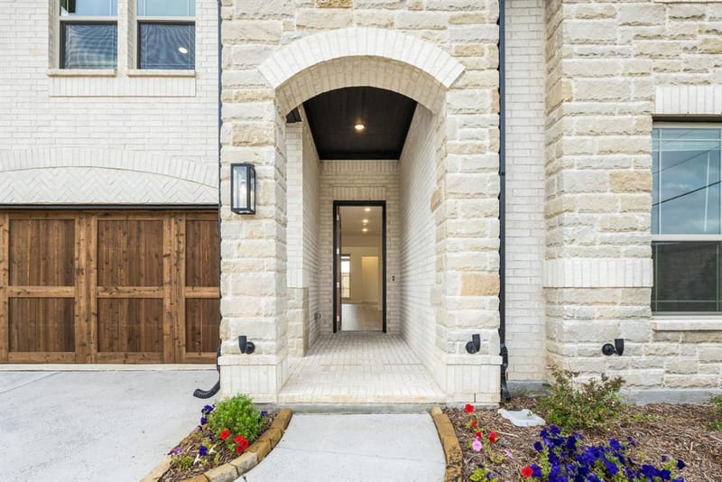 2300 Legacy Oaks Lane, Bedford TX 76021 - Photo 4